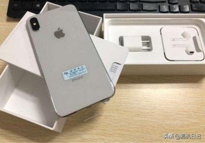 ​手机新换电池应怎样充电（新买的手机到底如何充电）