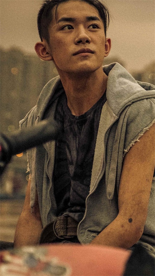 「少年的你壁纸」易烊千玺超帅剧照