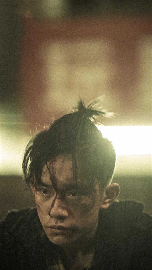 「少年的你壁纸」易烊千玺超帅剧照