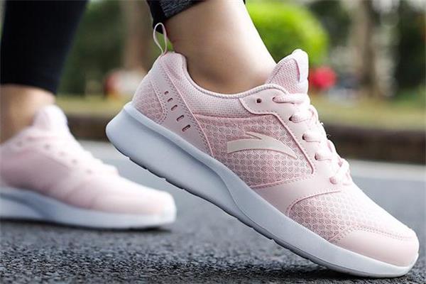 安踏运动鞋是哪里生产的 安踏鞋子产地 安踏运动鞋是哪里生产的 安踏鞋子产地