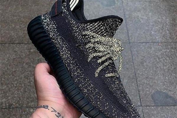 yeezy 350黑色满天星发售时间 椰子满天星黑色版