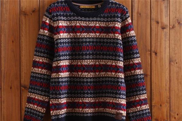 羊毛衫用沐浴露洗还是洗发水洗 羊毛衫用洗衣液可以吗 羊毛衫用沐浴露洗还是洗发水洗 羊毛衫用洗衣液可以吗