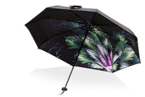 太阳伞多久就不防晒了 怎么看太阳伞防不防晒