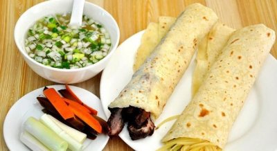 ​朝天锅，万山红遍的作者朝天锅的来历？