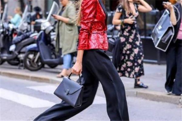 valextra iside多少钱 低调的网红款包包 valextra iside多少钱 低调的网红款包包