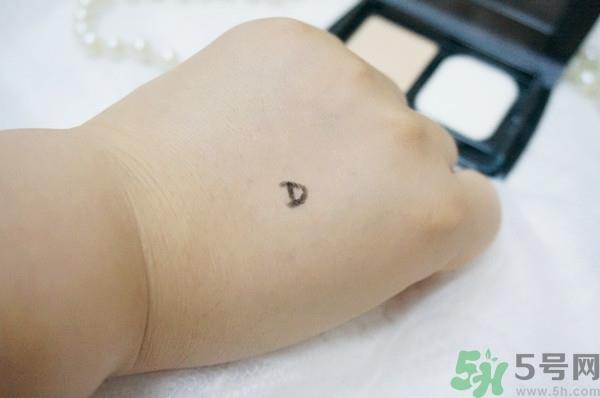 迪奥凝脂恒久粉饼多少钱?迪奥凝脂恒久粉饼专柜价格