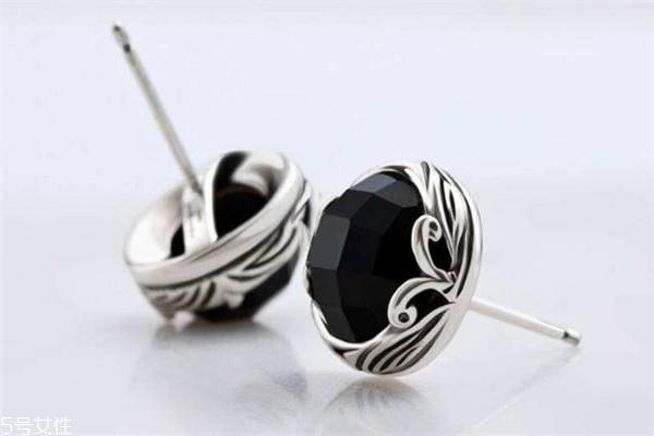 黑玉髓手链价格 要看玉髓的品质