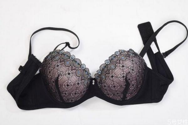 80c的文胸是36还是38 上下胸围差10厘米穿什么码 80c的文胸是36还是38 上下胸围差10厘米穿什么码