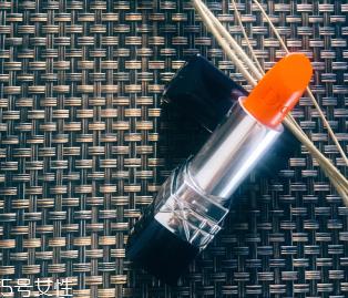 迪奥643号口红好看吗 迪奥口红643试唇图片 迪奥643号口红好看吗 迪奥口红643试唇图片