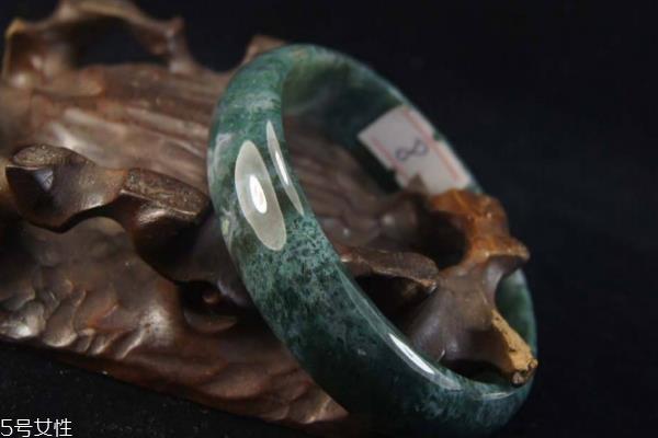 怎么鉴别水草玛瑙真假 这些细节要看清