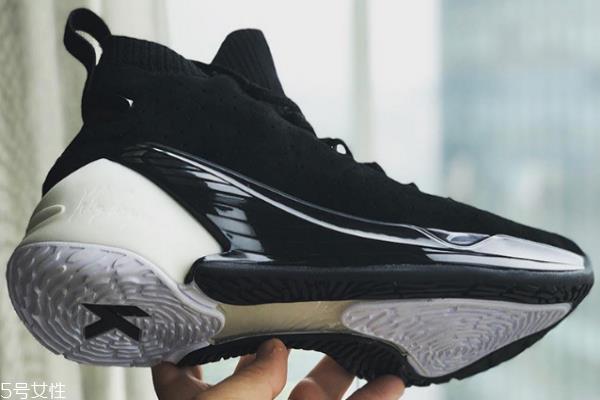 安踏kt4什么时候上市 汤普森最新签名鞋