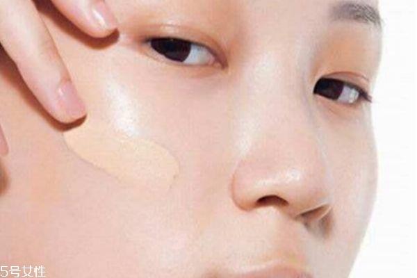 什么叫饰底乳 饰底乳什么时候用 什么叫饰底乳 饰底乳什么时候用