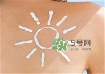 防晒盲区你注意了吗?防晒盲区知识 防晒盲区你注意了吗?防晒盲区知识