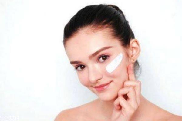 激素脸的症状 三种症状检测你是否是激素脸 激素脸的症状 三种症状检测你是否是激素脸