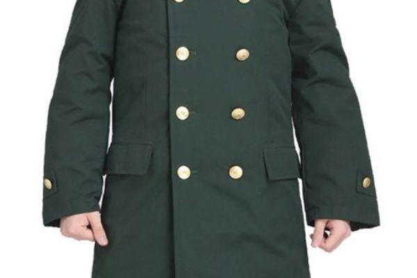 军大衣为何都是双排扣 军大衣的挑选技巧