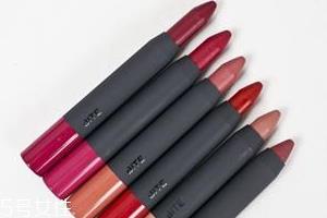 口红笔哪个颜色好看?要根据肤色来选色号 口红笔哪个颜色好看?要根据肤色来选色号