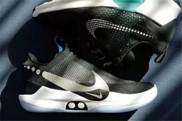 nike adapt bb充一次电能用多久 电池耐用性不错 nike adapt bb充一次电能用多久 电池耐用性不错
