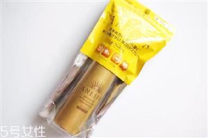 安耐晒和安热沙一样吗 安耐晒和安热沙有什么区别 安耐晒和安热沙一样吗 安耐晒和安热沙有什么区别