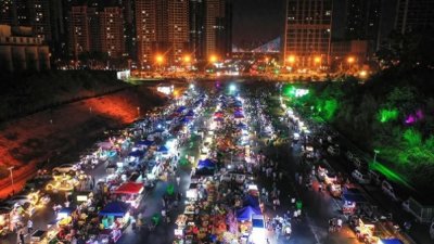 ​警察怒怼城管，同为执法者，这次我站在警察这边