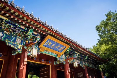 ​南通高中的前三强号称“三巨头”，南通中学位列榜首