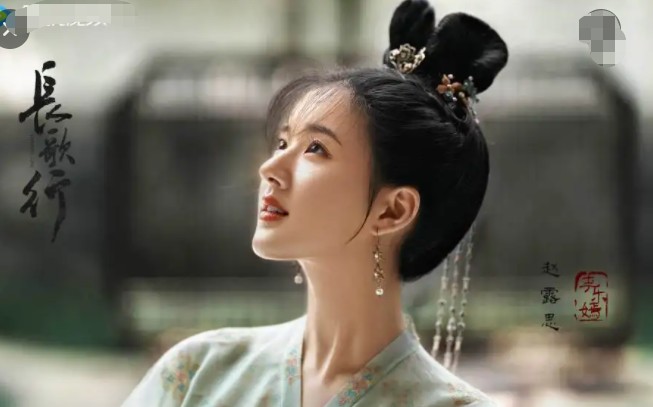 被汪涵当做干女儿，从小网红逆袭成网剧一姐，赵露思什么来头？