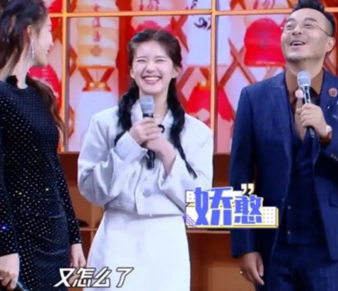 被汪涵当做干女儿，从小网红逆袭成网剧一姐，赵露思什么来头？