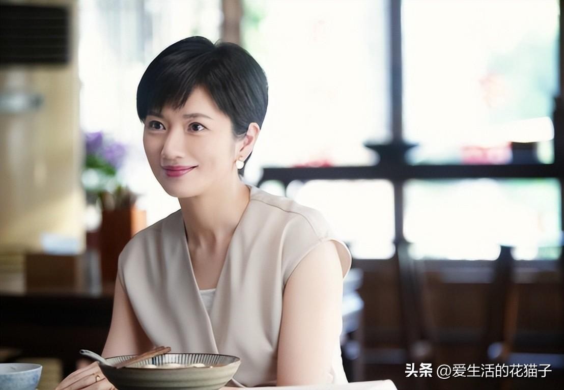 前央视主持苑冉：16岁出道，却靠演“后妈”出圈，今43岁婚姻成谜