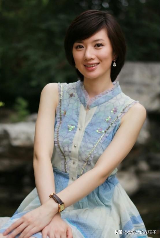 前央视主持苑冉：16岁出道，却靠演“后妈”出圈，今43岁婚姻成谜