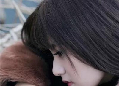 ​把女朋友撩到下面湿的句子，夜晚撩湿女人的情话