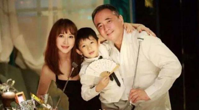 叫老婆已经过时了？听听富豪朱兆祥是怎么叫胡静的，真是甜到齁了