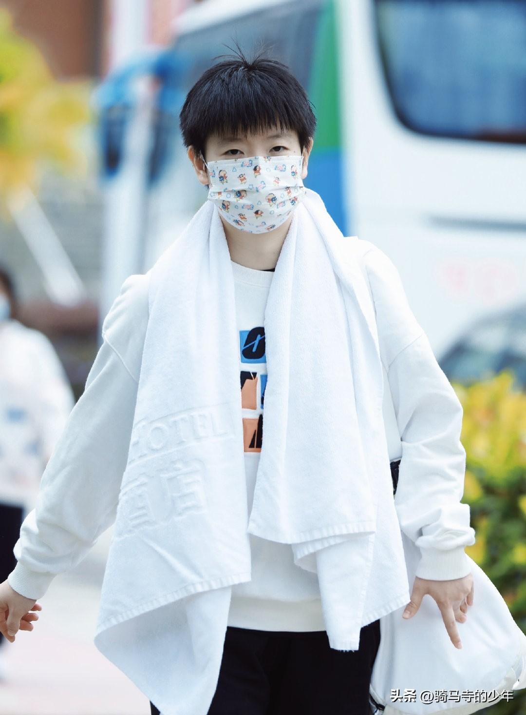 孙颖莎个人资料简介及身高(孙颖莎难成大满贯,身高成为最大短板?)