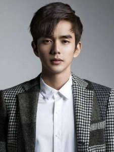 ​俞承豪个人资料 韩剧不是机器人什么时候播 不是机器人每周几更新