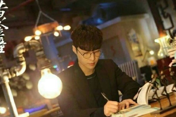 黄金瞳有第二部什么时候出 是否原班人马呢