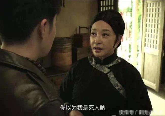 抢演少女、拒签合同?73岁刘晓庆霸气发文回怼网友