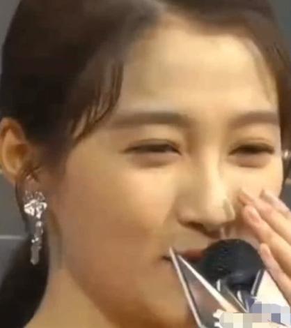 关晓彤自爆体重理想值，数字一说出，网友：瘦子都受到了暴击！