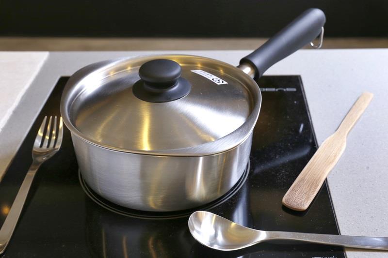 不锈钢锅第一次用怎么处理 必学的开锅养锅技巧