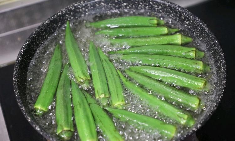 秋葵一定要焯水才能吃吗