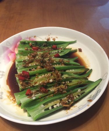 秋葵要焯水吗 秋葵不焯水可以吃吗