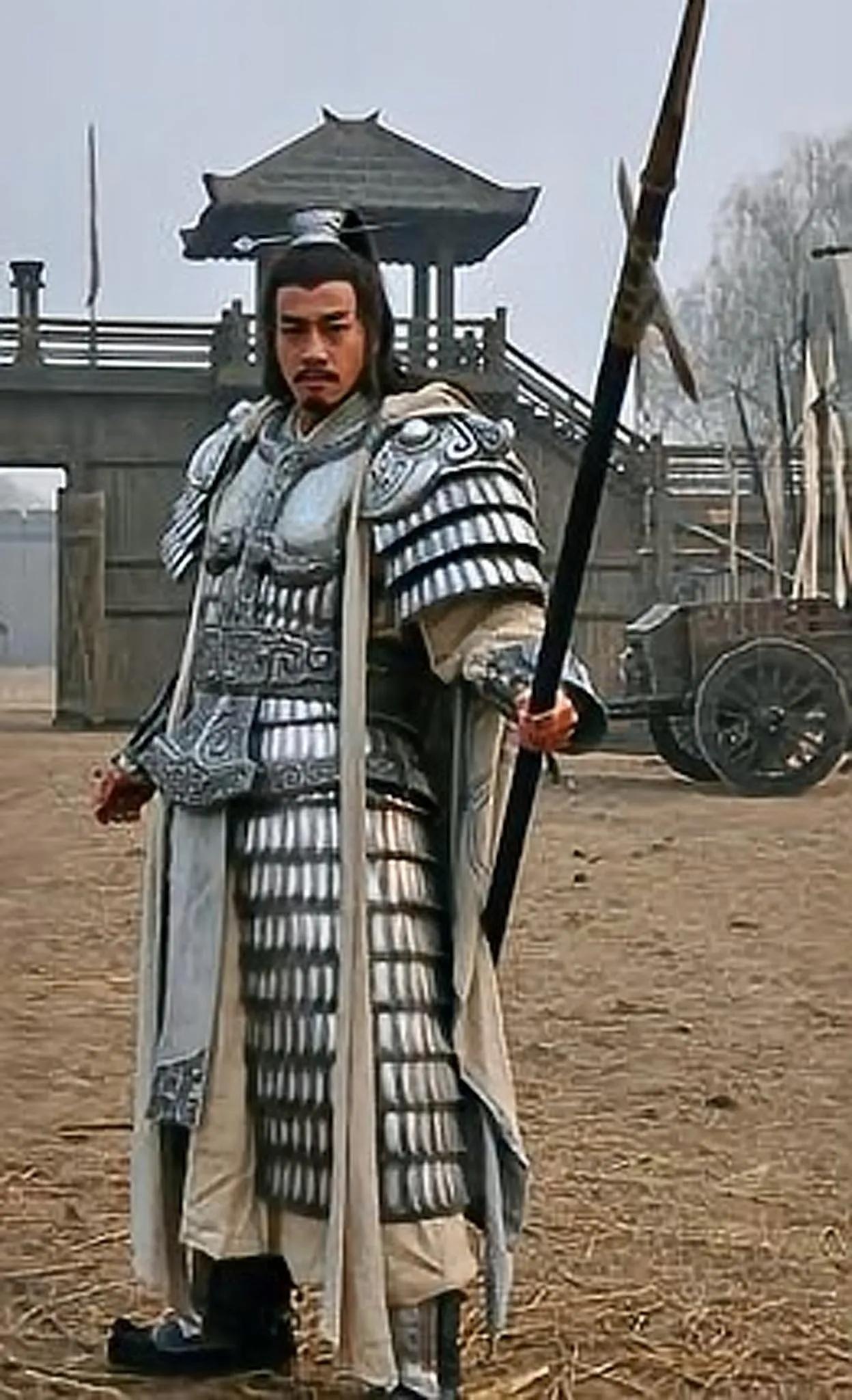 “西楚霸王”项羽的故事（项羽是什么朝代的人物）