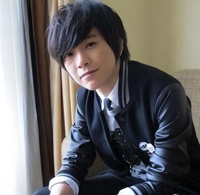 张芸京个人资料（曾自杀的女歌手张芸京太坎坷）