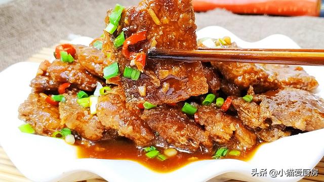 糖醋带鱼做法鲜美可口（教你糖醋带鱼的家常做法）(2)