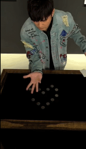 万人围观周杰伦入行20年直播首秀（周杰伦直播几十位明星）(7)