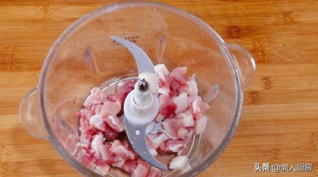 正宗的北方鲅鱼饺子做法（原来鲅鱼饺子这么好吃）(9)