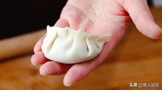 正宗的北方鲅鱼饺子做法（原来鲅鱼饺子这么好吃）(24)