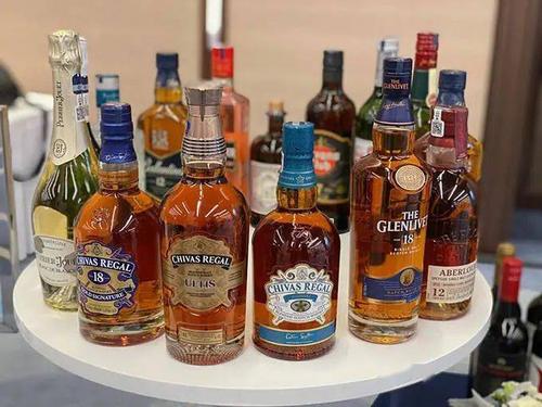 顶级啤酒和红酒哪个好