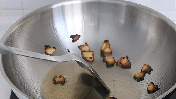 新不锈钢锅开锅方法,不锈钢锅开锅的正确方法图6