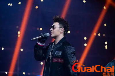 ​潘玮柏公布明年将退出歌坛-真实原因是什么？