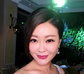 ​前央视主持人王小骞在以色列，成为带货网红，如今怎么样了？